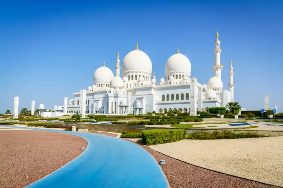Awesome Abu Dhabi with Yas Island